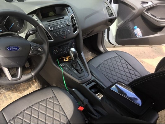Авточехлы на Ford Focus 3