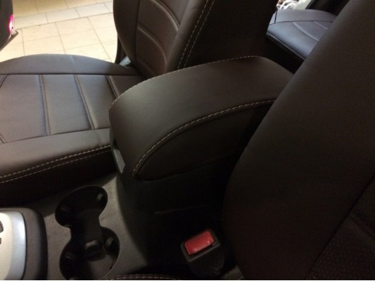 Авточехлы на Hyundai Santa Fe