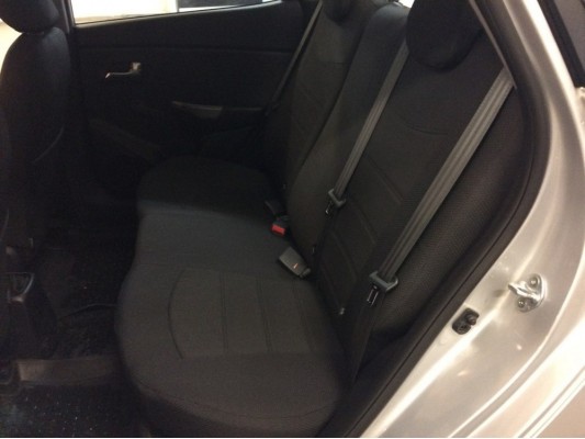 Авточехлы на Kia Rio 3