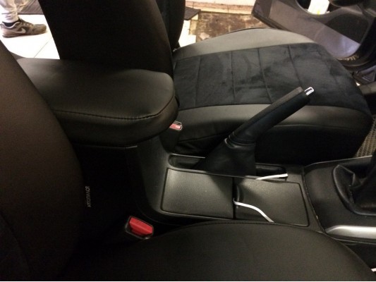 Авточехлы на Toyota Corolla E140/E150