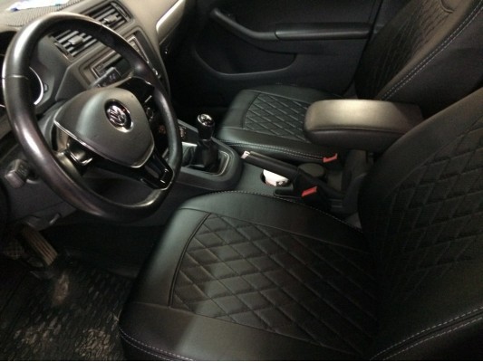 Авточехлы на Volkswagen Jetta