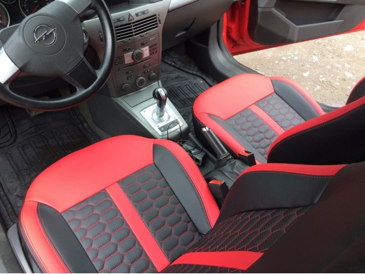 Каркасные авточехлы на Opel Astra H Каркасные авточехлы на Opel Astra H