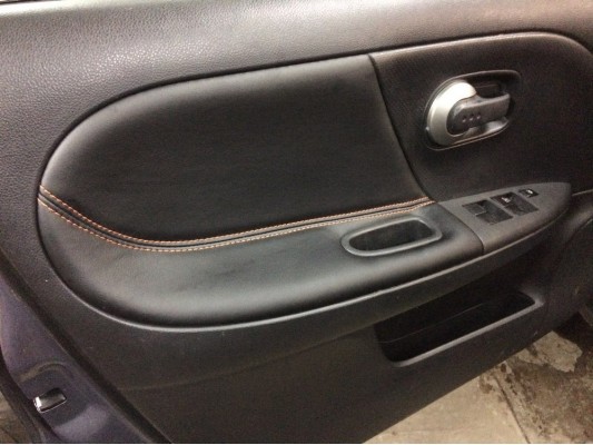 Перетяжка дверных карт